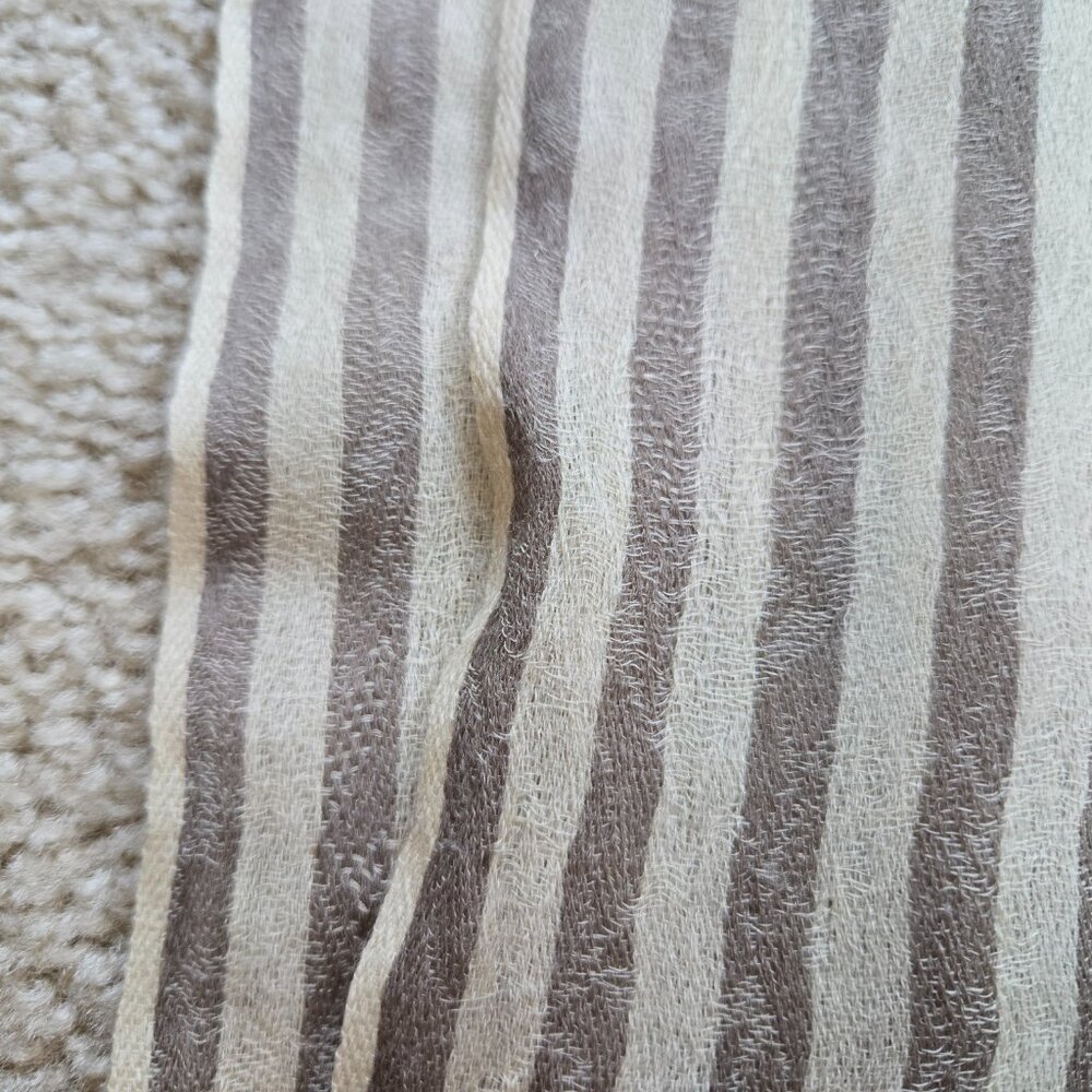 NWOT Lightweight Gauzy Cashmere Scarf Wrap Ivory with Brown Stripes - Picture 7 of 14
